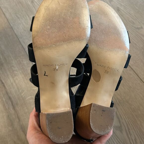 MARC FISHER SUEDE PARADOX GLADIATOR SANDAL BLACK SIZE 7 WIDE EEEUC - Picture 7 of 10